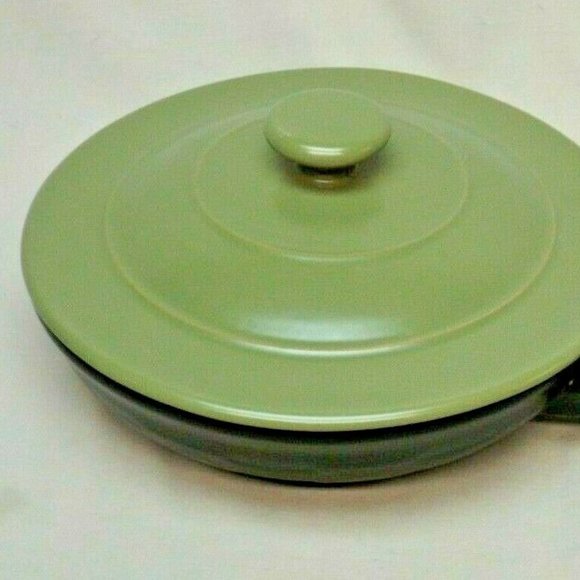 Longaberger Pottery Woven Traditions Flameware 8" Ebony Skillet with Sage Lid - Picture 13 of 15